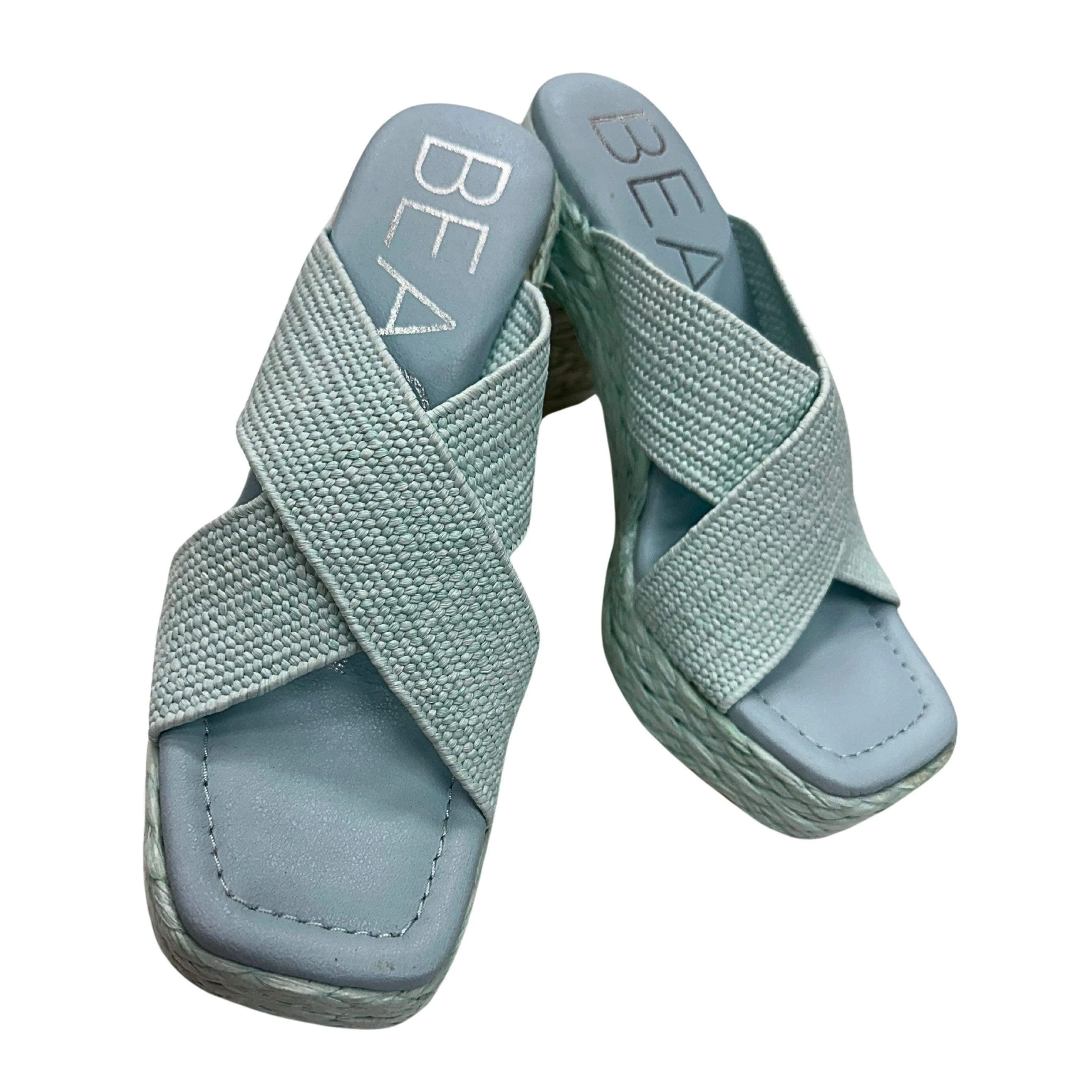 Caravan Aqua Heel