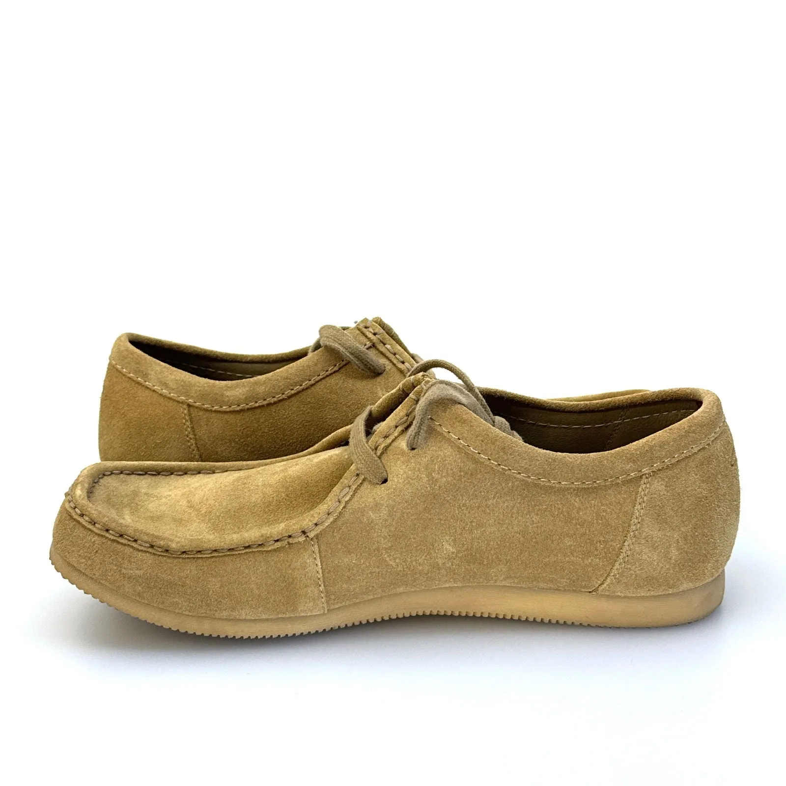 Clarks Mens Wallabee Low Shoes | Size 12M | Beige Suede | Casual Comfort | EUC