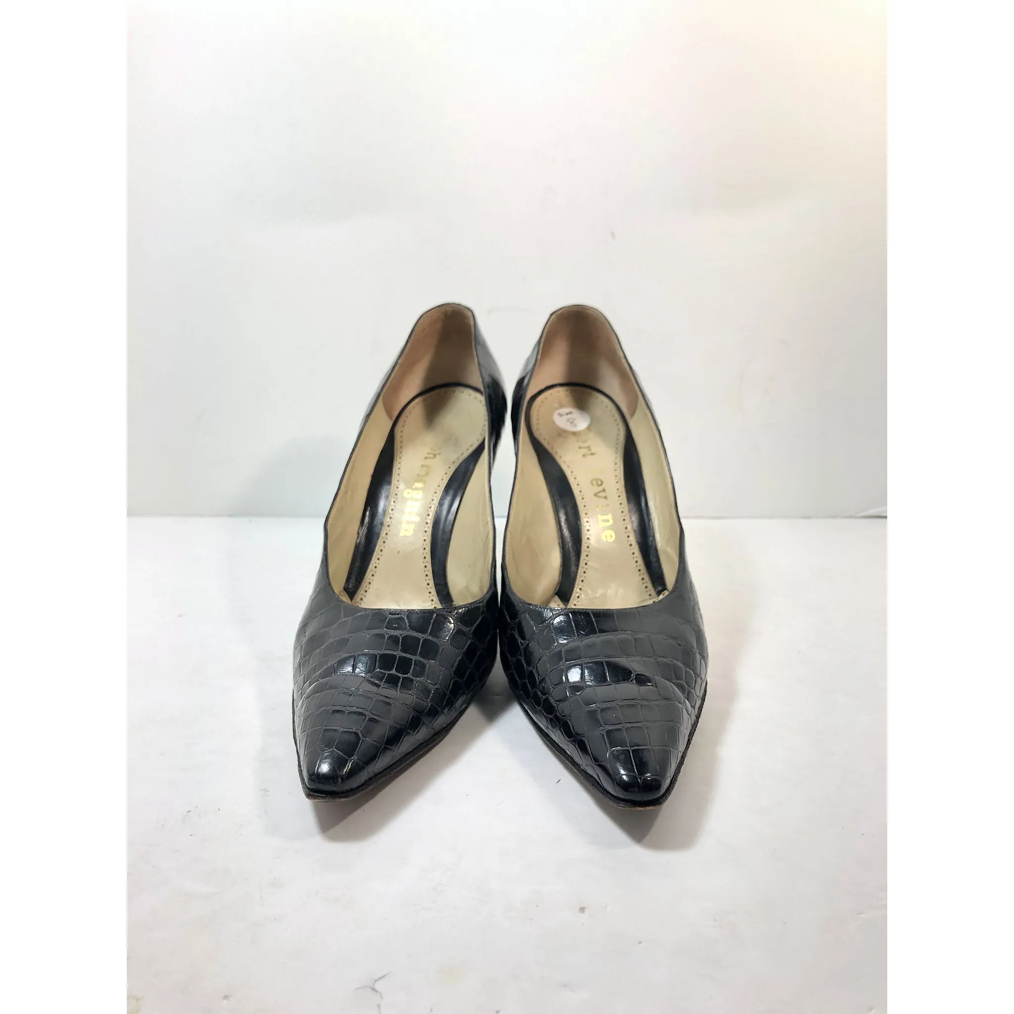 HERBERT LEVINE Black Alligator Pumps Size 8