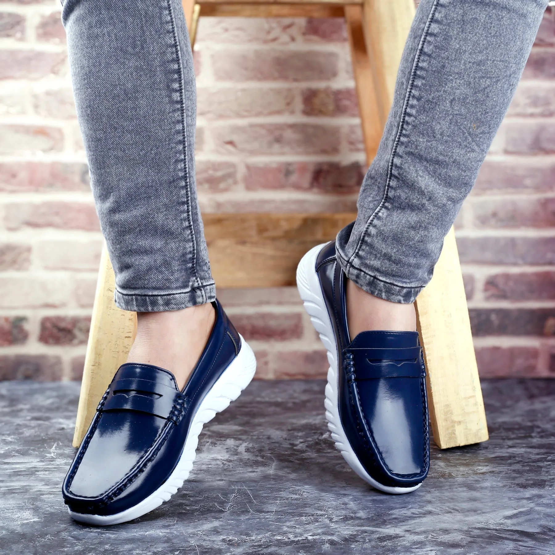 Men's Casual And Stylish Loafers Shoes