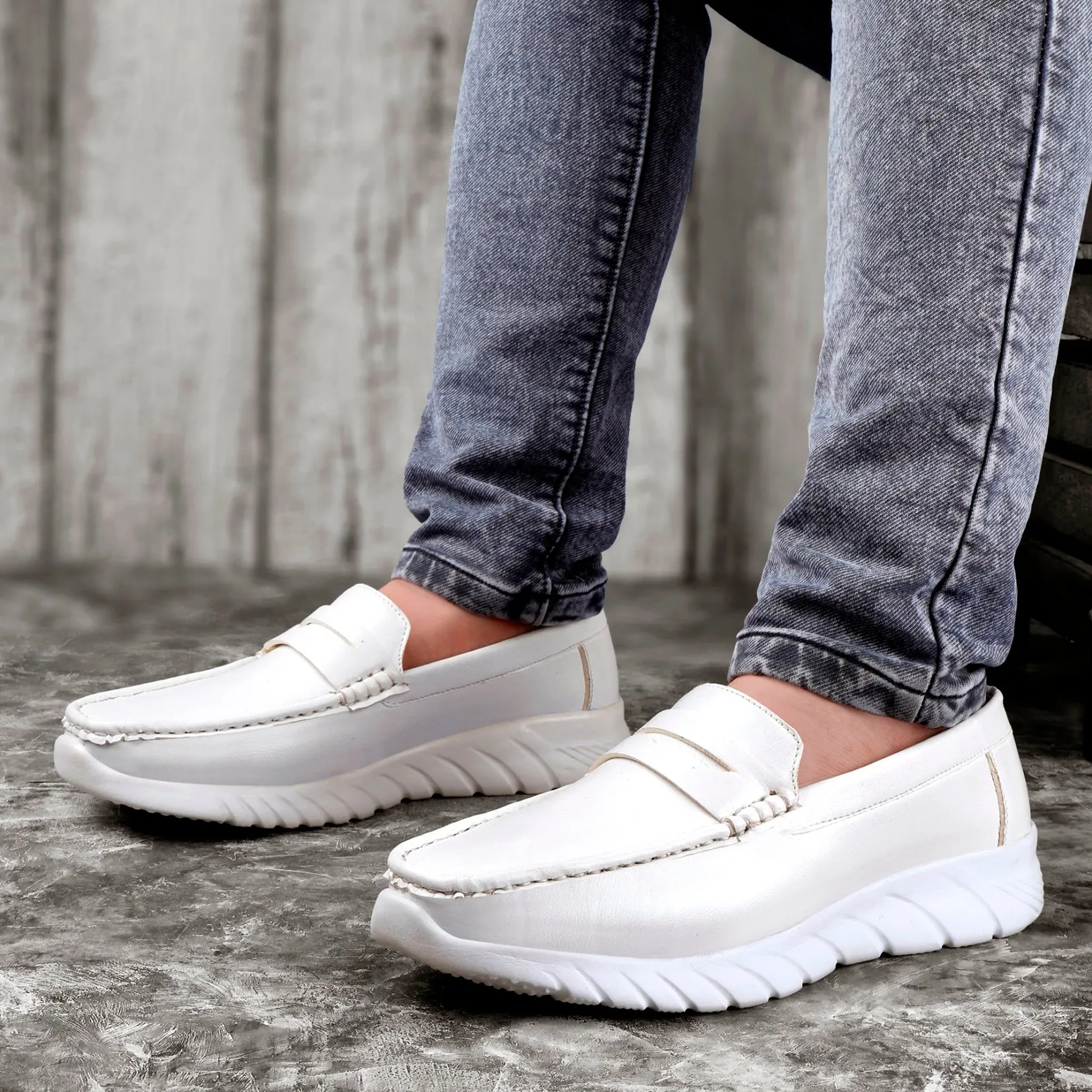 Men's Casual And Stylish Loafers Shoes