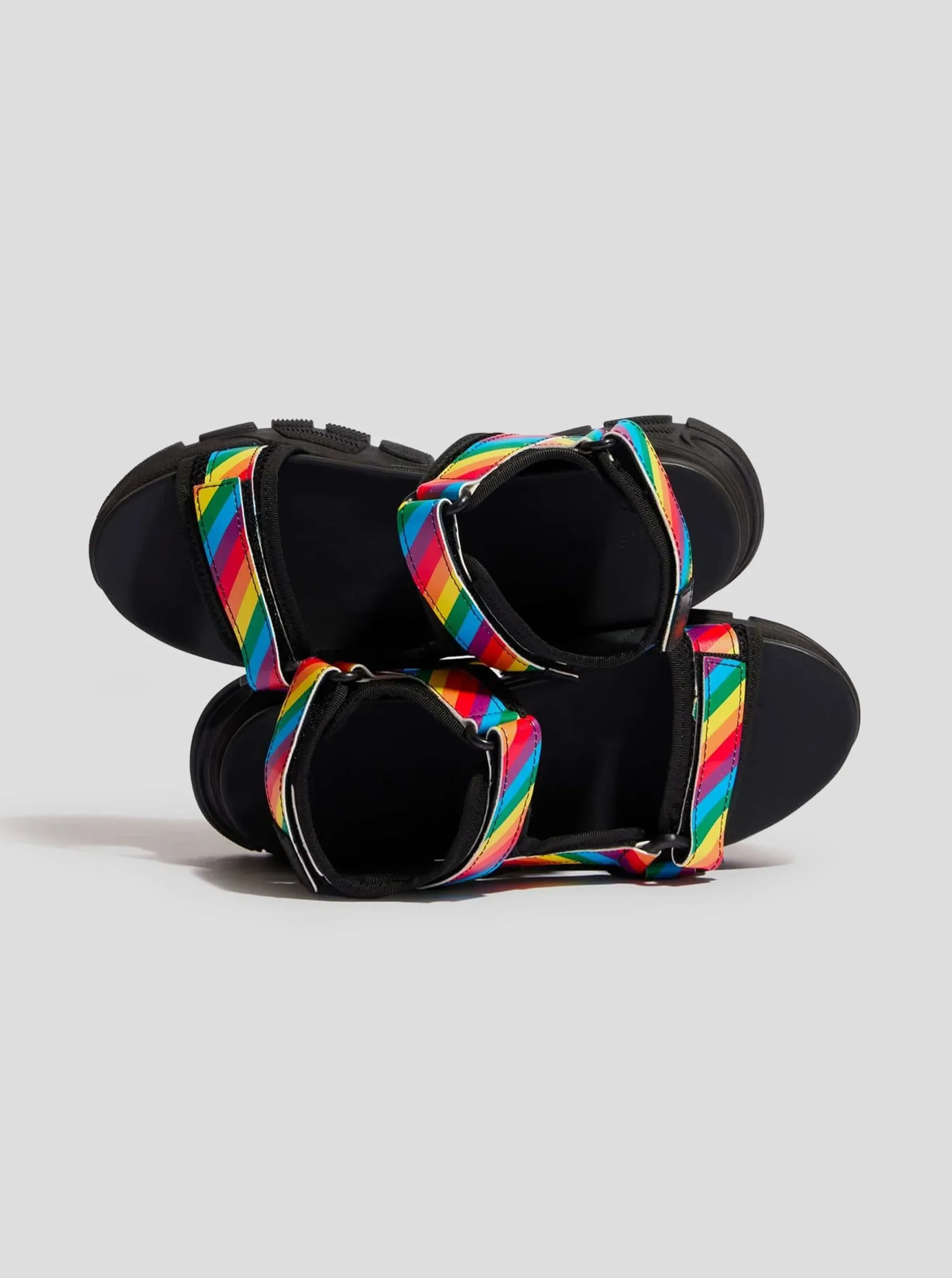 Travis Sandals in Rainbow