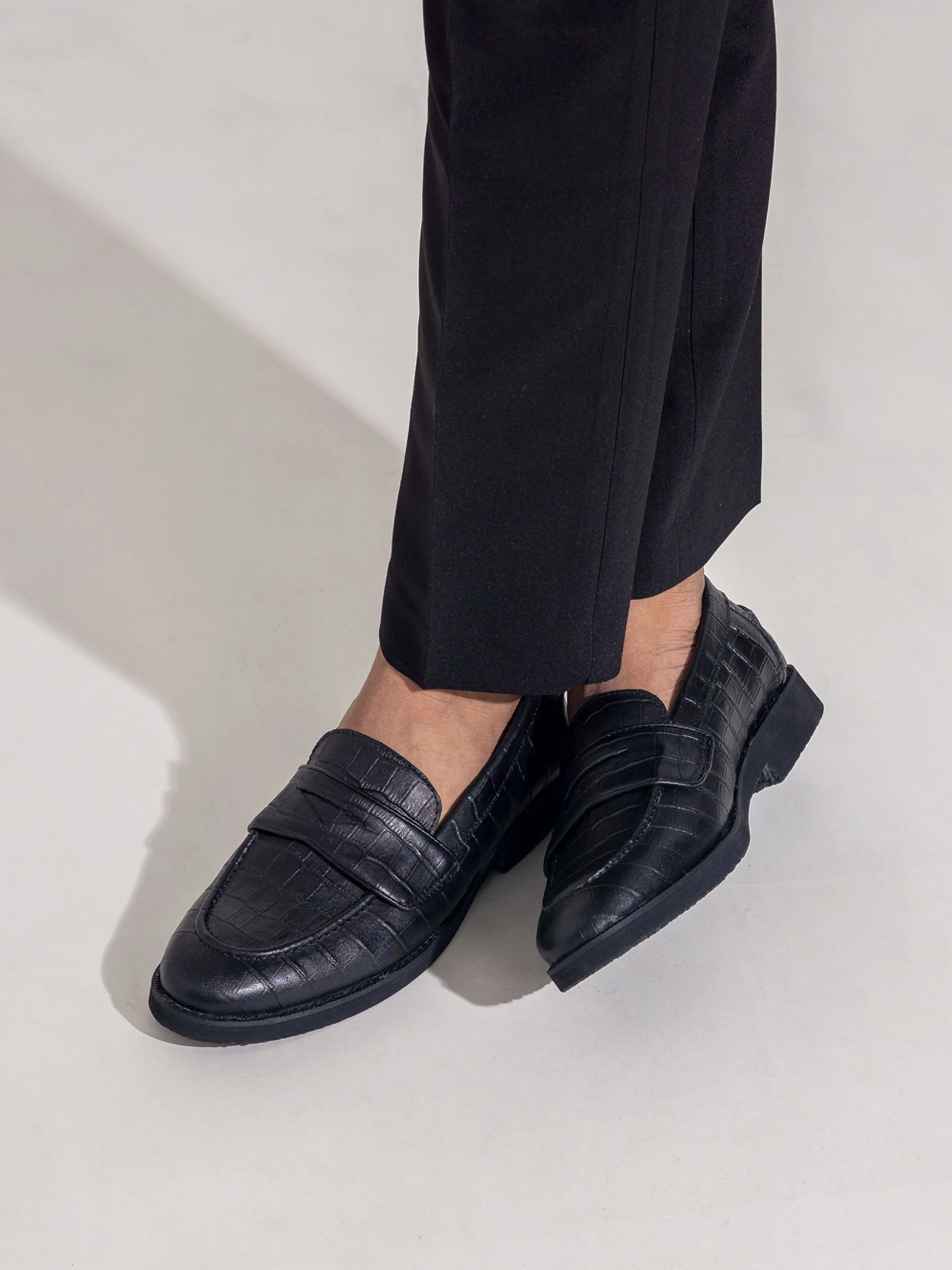 Wayne Penny Loafer - Black Croco Leather (Crepe Sole)